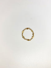 Load image into Gallery viewer, the sequin chain ring
