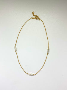 the dainty pearl anklet